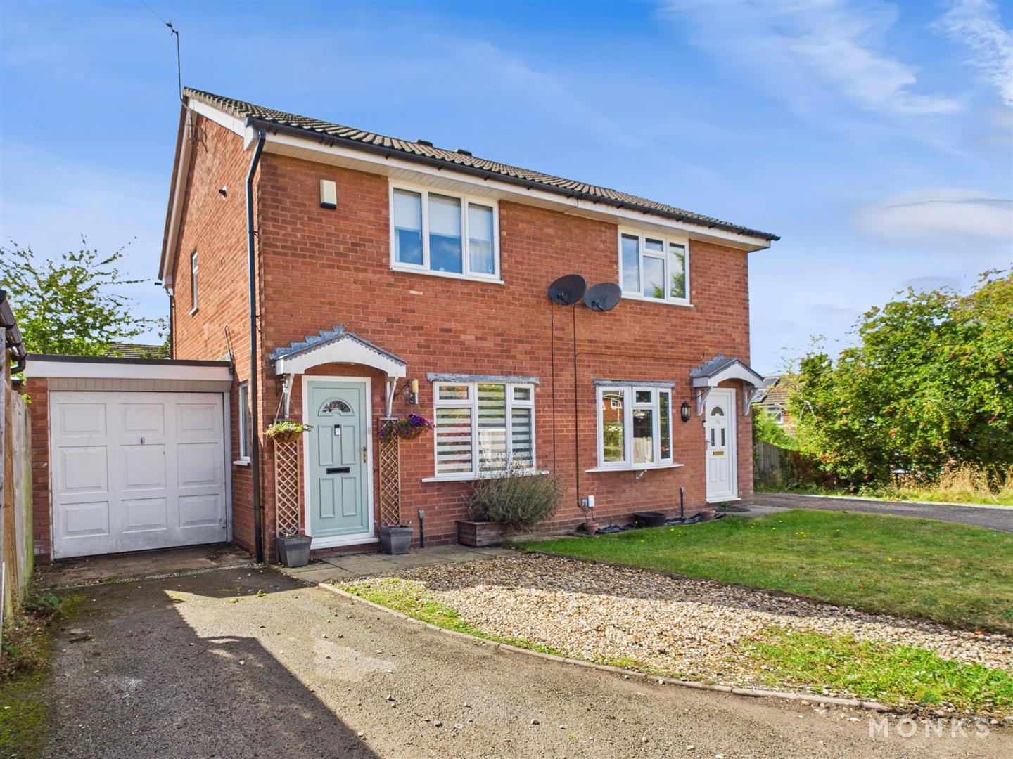 77 Balmoral Crescent, Oswestry, SY11 2XH For Sale